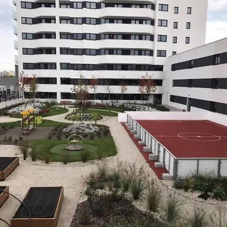 Utulny Dvoj-izbovy S Klimou