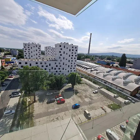 Utulny Dvoj-izbovy S Klimou