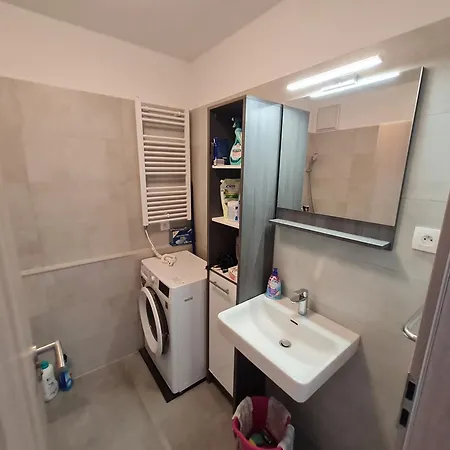 Utulny Dvoj-izbovy S Klimou Apartmán Bratislava