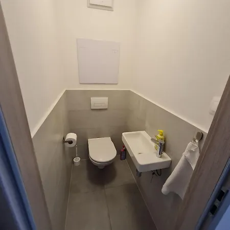 Utulny Dvoj-izbovy S Klimou Apartmán